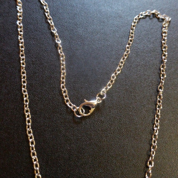 Mother Father Son Pendant - Picture 5 of 5